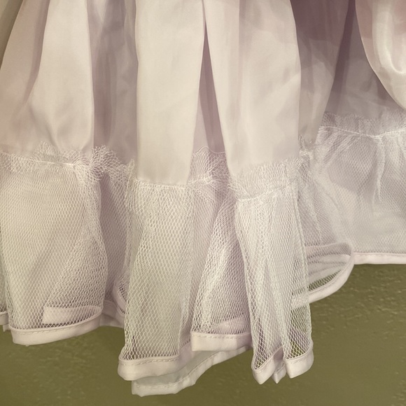 Lavender party dress - Picture 8 of 8